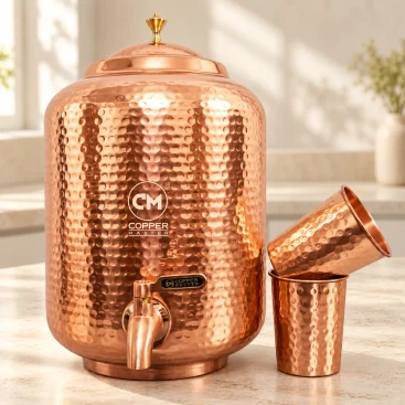 Copper Dispenser 8L 2 Glasses Hero