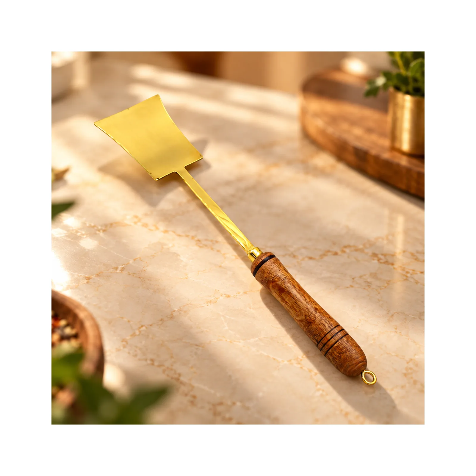 Heavy-Gauge Pure Brass Turner with Rosewood Handle (Palta) - Copper Master Heavy-Gauge Pure Brass Turner with Rosewood Handle (Palta) - Copper Master
